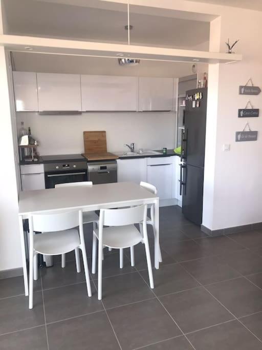 Appart Avec Terrasse Vue Sur Mer Exceptionnelle LʼÎle-Rousse Exterior foto